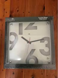Horloge Murale Design Moderne Carré